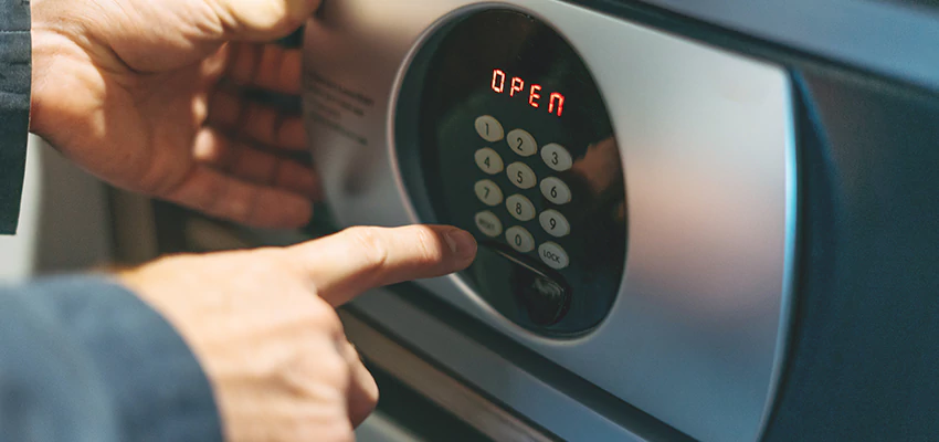 Cash Safe Openers in Collinsville