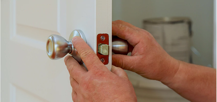 AAA Locksmiths For lock Replacement in Collinsville