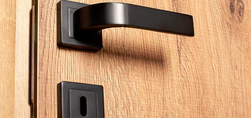 Weekend Lockout Assistance Troubleshooting in Collinsville, Illinois