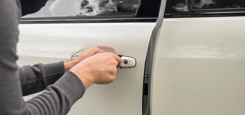 Unlock Car Door Service in Collinsville